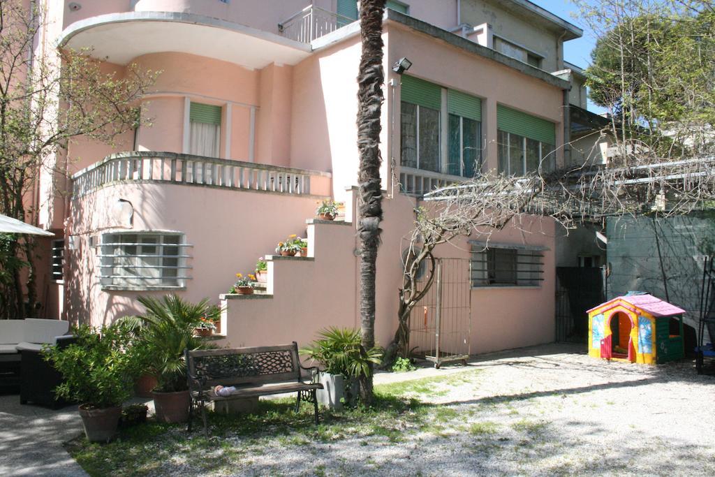 Hotel Roxy Floridiana Rimini Exterior photo